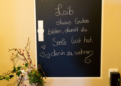 Beschriftung Stromkasten Tafelfolie Huber Wirt Wasserburg Brei Werbetechnik