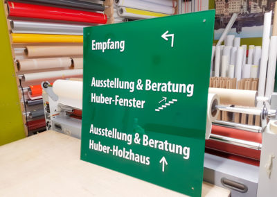 Schild Huber und Sohn Bachmehring Brei Werbetechnik Wasserburg