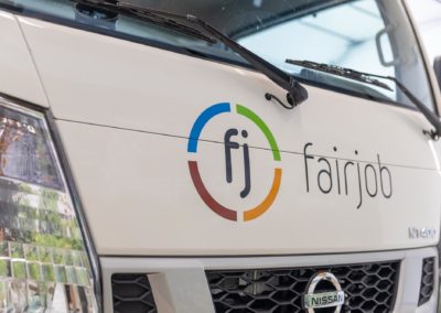 Beschriftung LKW Fairjob Attel Wasserburg