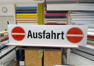 Schild Reflexfolie Recyclinganlage Schilchau Wasserburg
