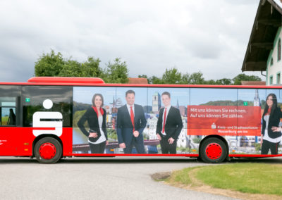 Fahrzeugbeschriftung Bus Sparkasse Wasserburg