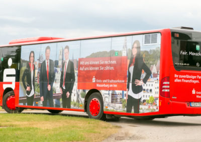 Fahrzeugbeschriftung Bus Sparkasse Wasserburg